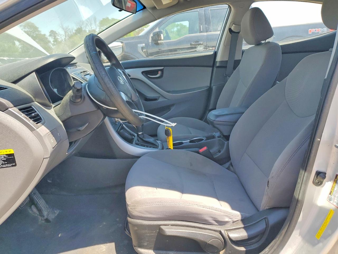 2016 Hyundai Elantra Se - Image 7