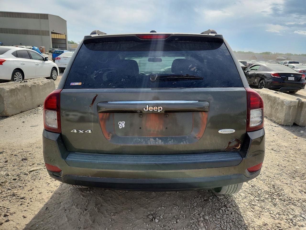 2015 Jeep Compass Latitude - Фото 6