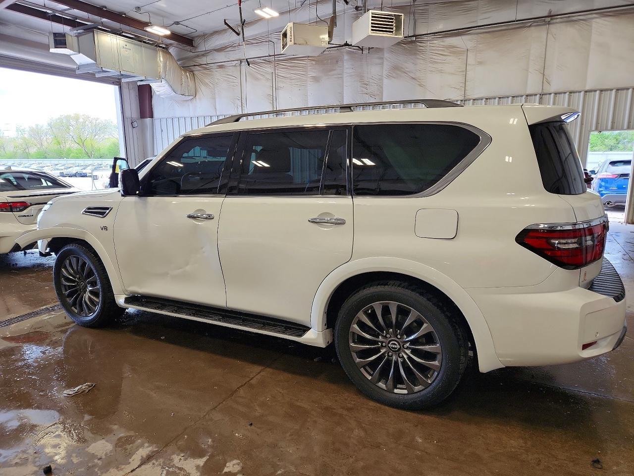 2021 Nissan Armada Platinum - Фото 2