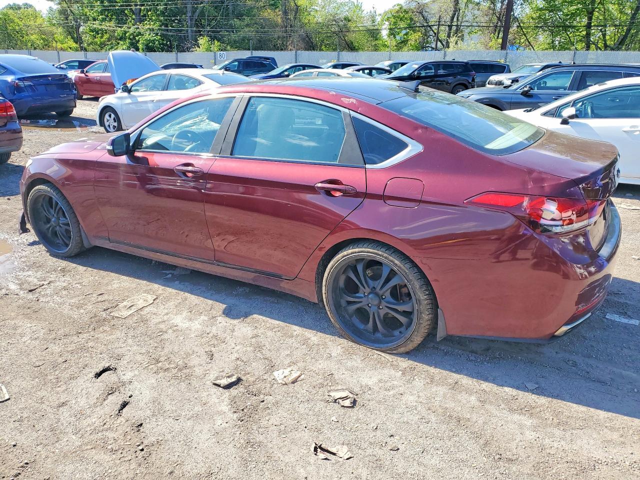 2016 Hyundai Genesis 3.8L - Фото 2