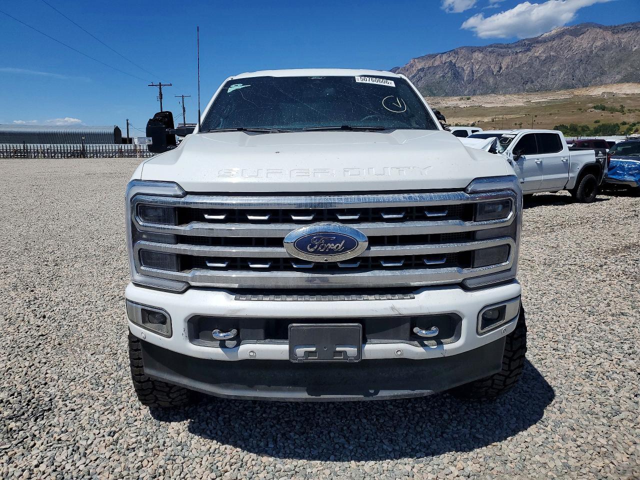 2024 Ford F350 Super Duty - Фото 5