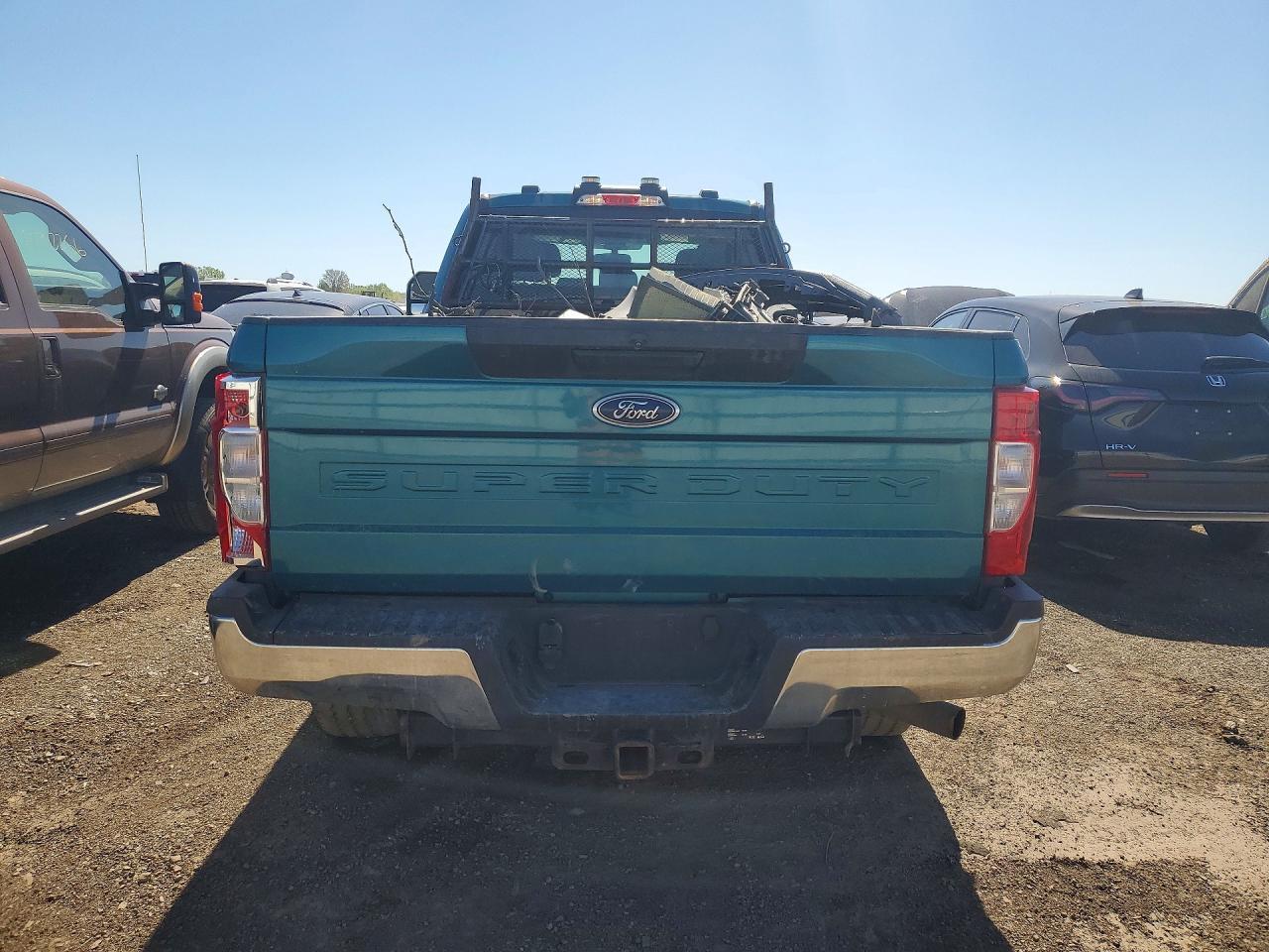 2022 Ford F350 Super Duty - Фото 6