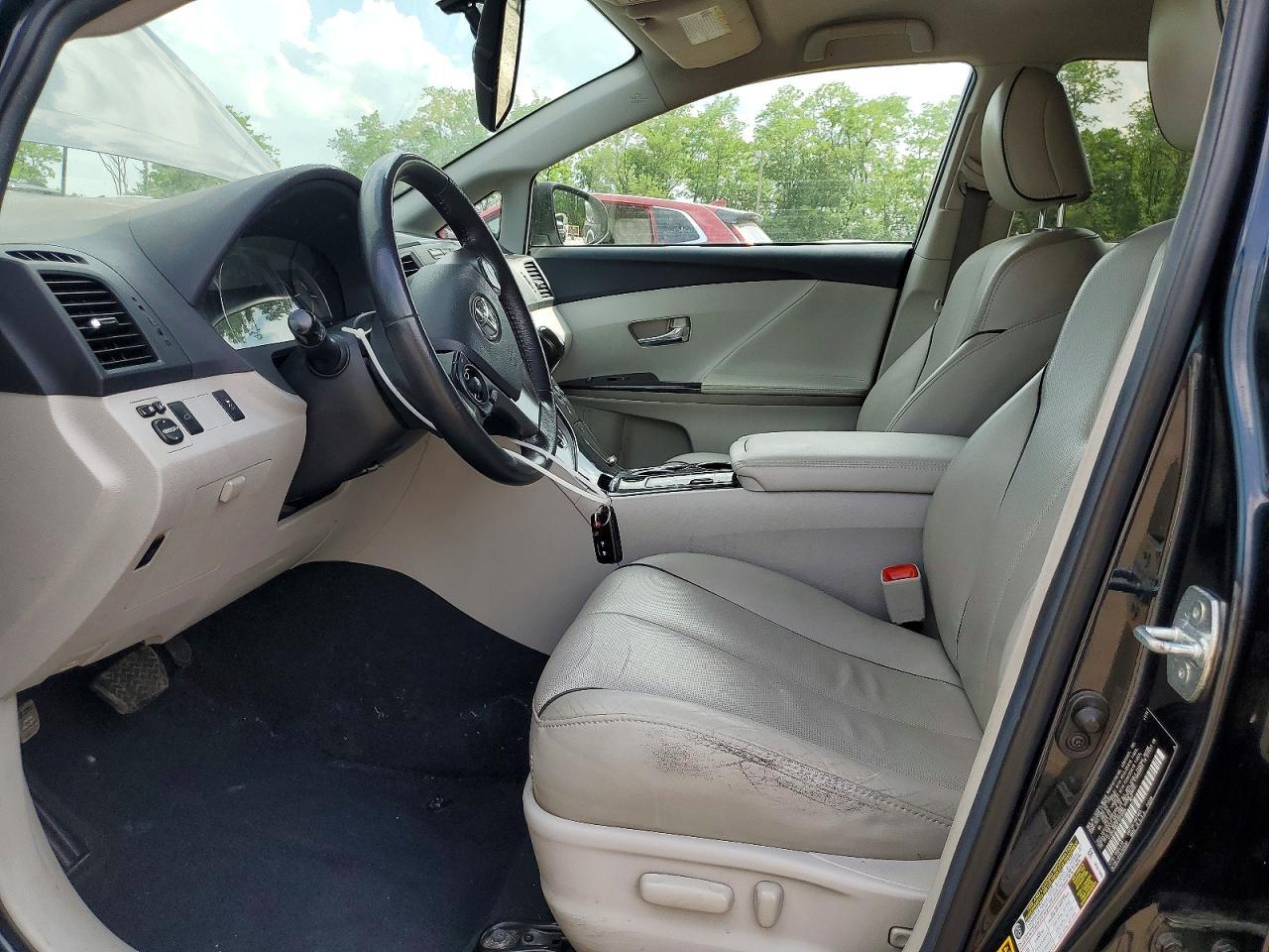2015 Toyota Venza Xle - Image 7