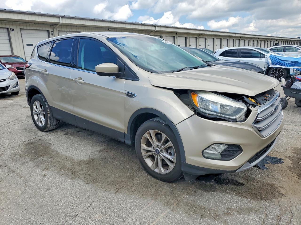 2017 Ford Escape Se - Фото 4