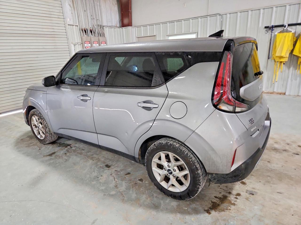 2023 Kia Soul Lx - Фото 2