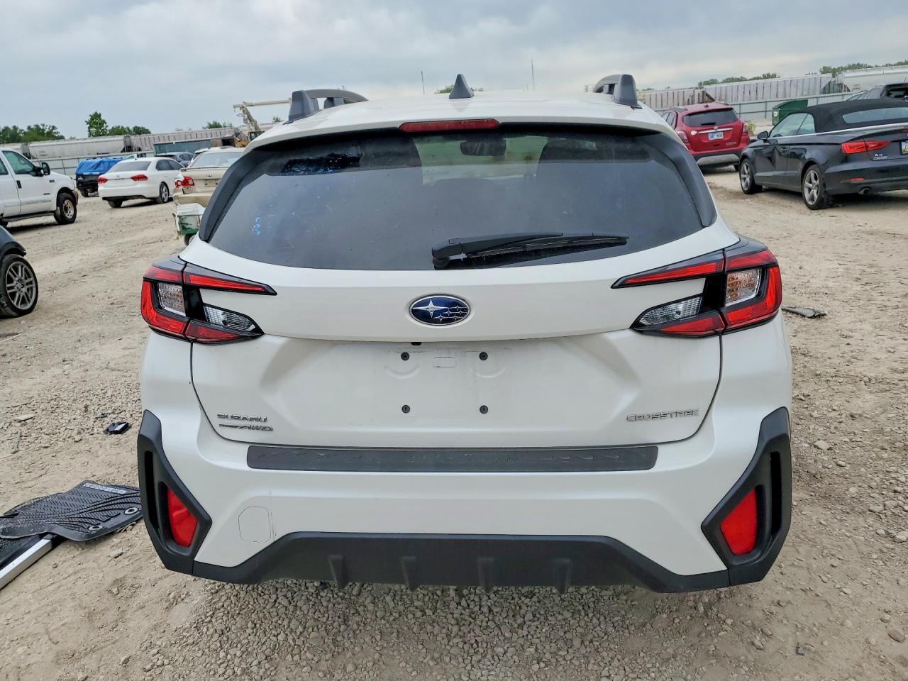 2025 Subaru Crosstrek Premium - Фото 6