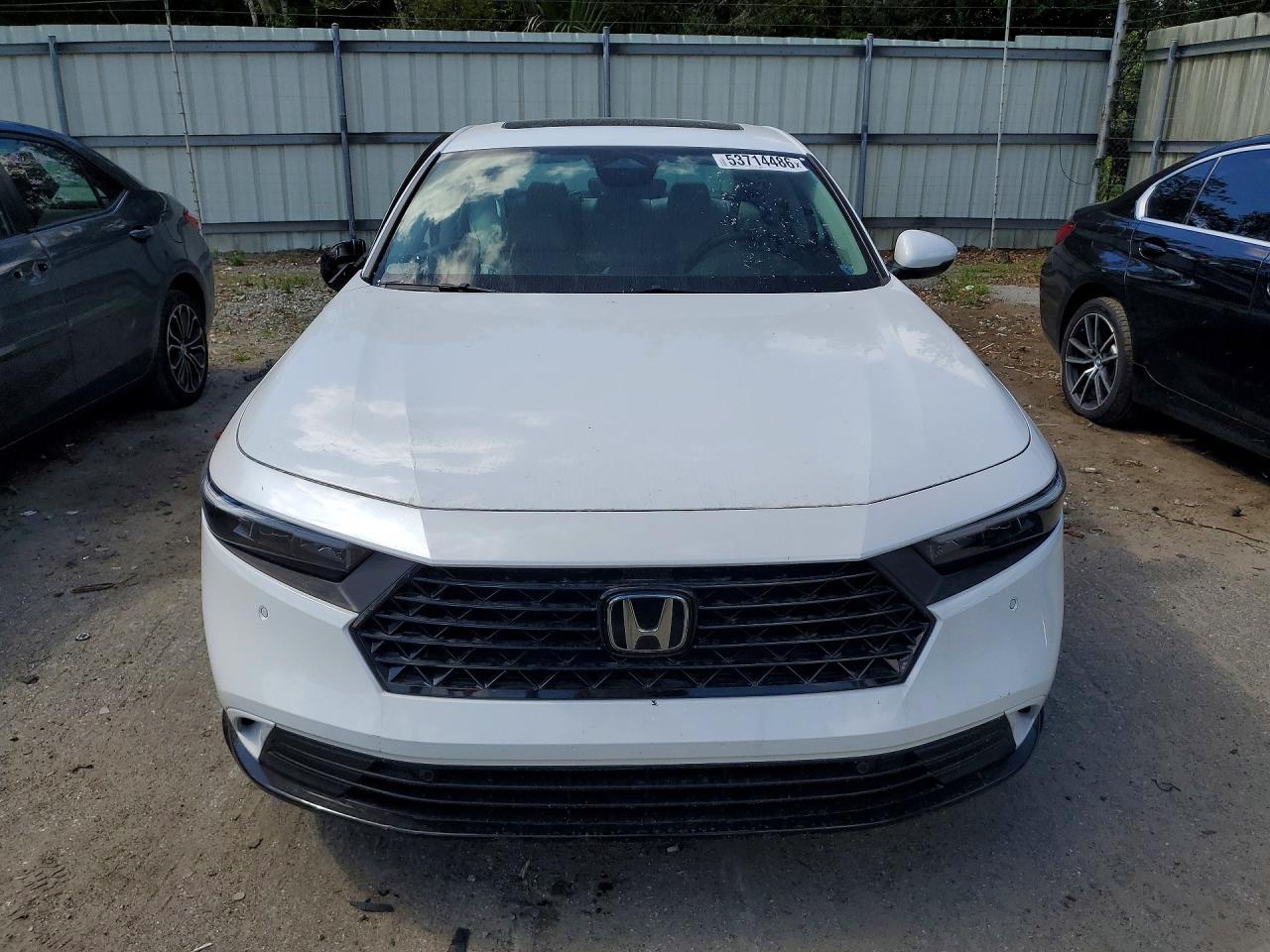 2025 Honda Accord Hybrid Exl - Image 5