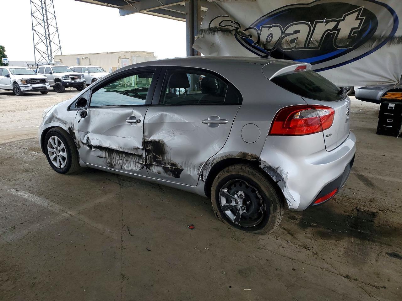 2015 Kia Rio Lx - Фото 2