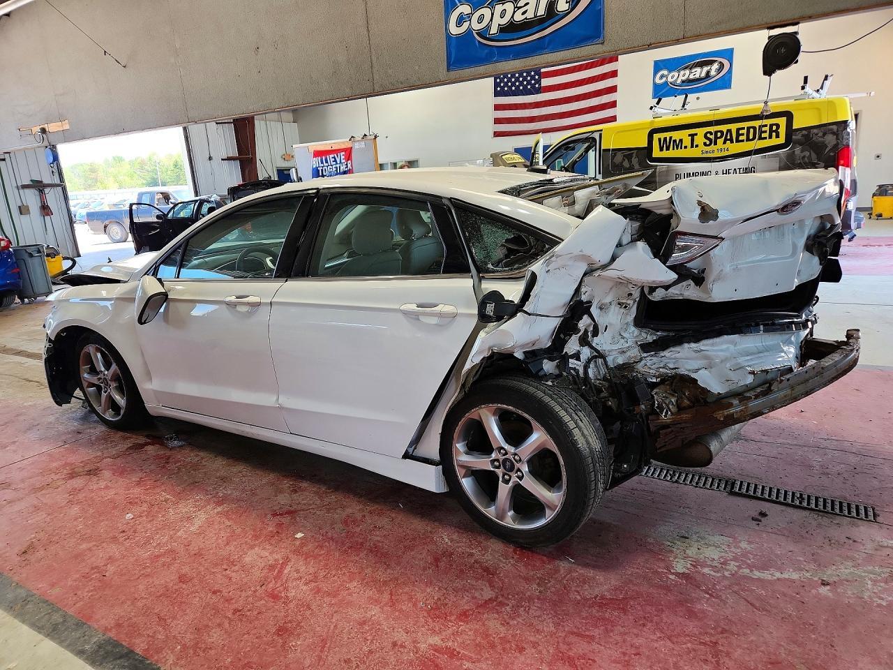 2016 Ford Fusion - Image 2