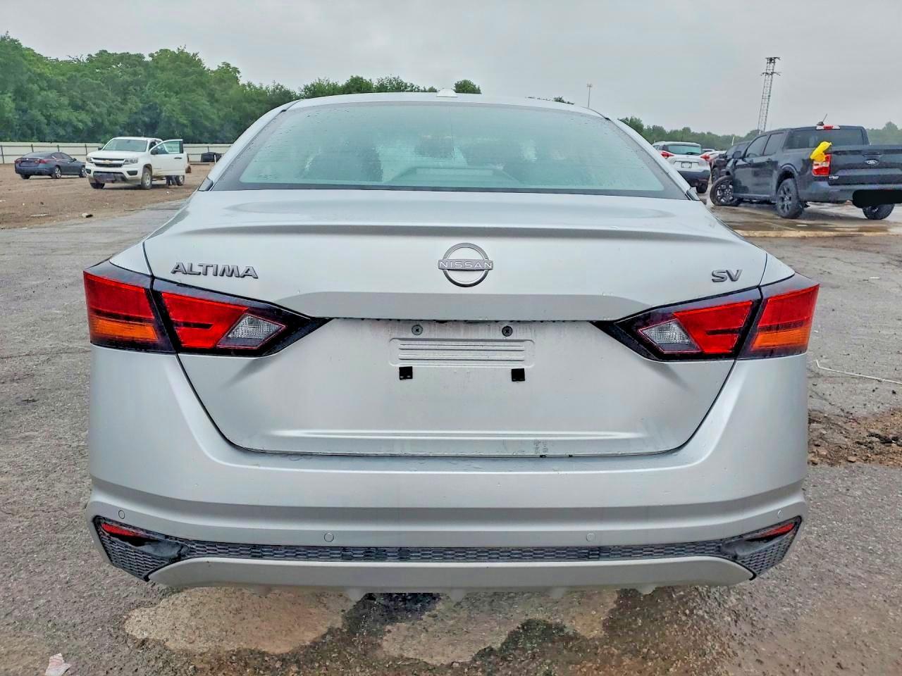 2024 Nissan Altima Sv - Image 6
