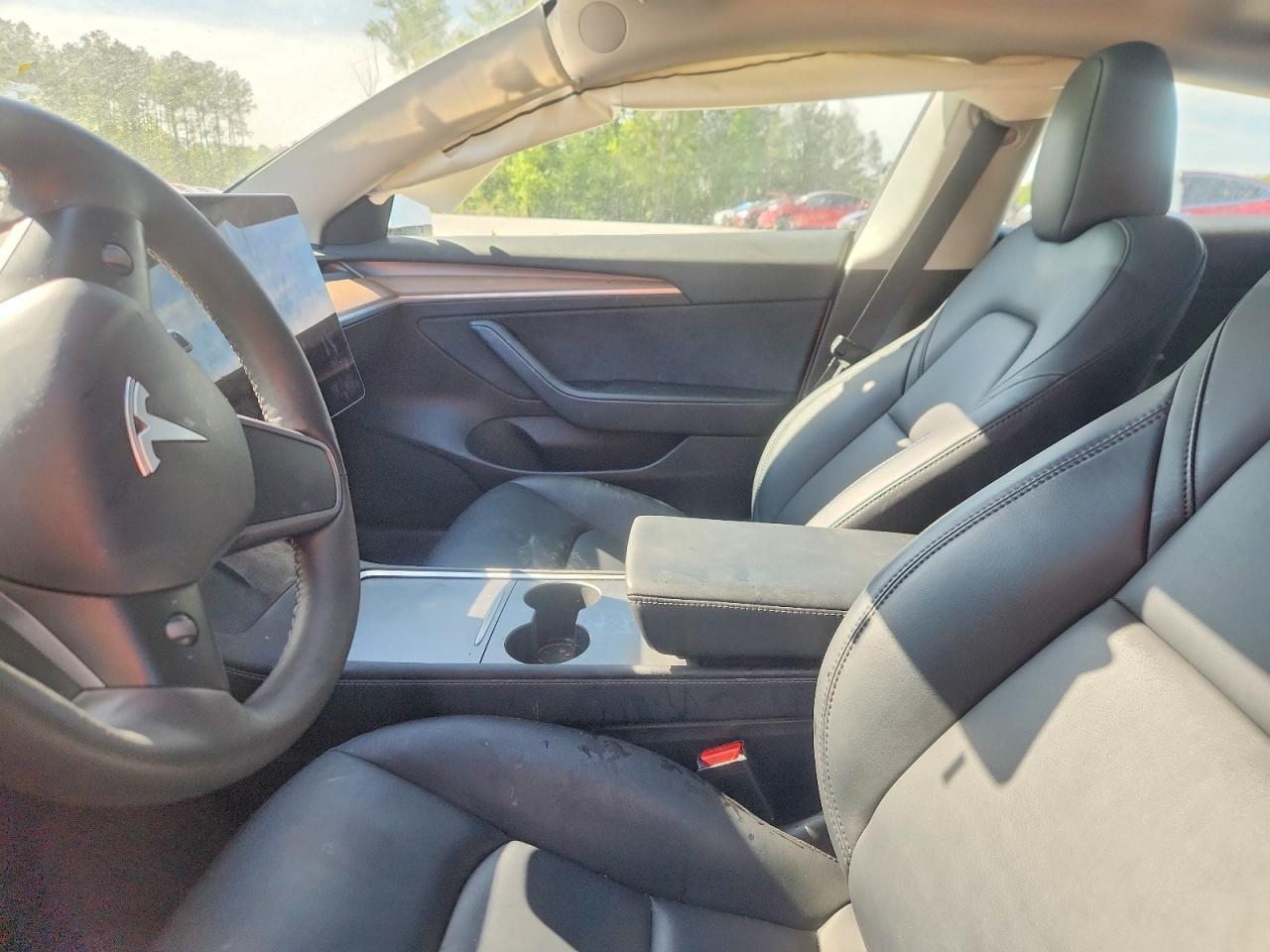 2023 Tesla Model 3 - Фото 7