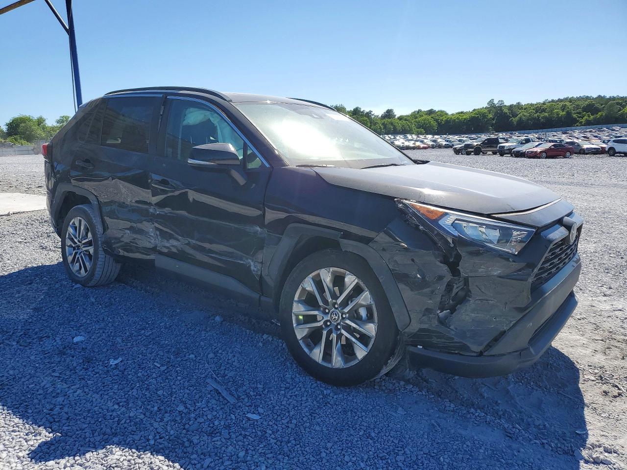 2021 Toyota Rav4 Xle Premium - Image 4