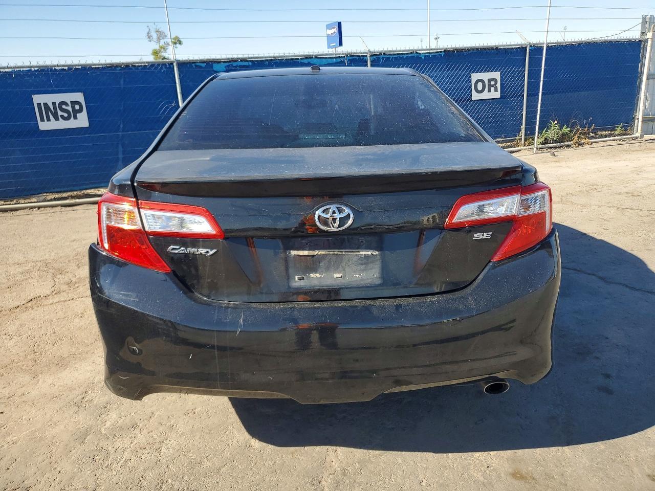 2013 Toyota Camry Se - Фото 6
