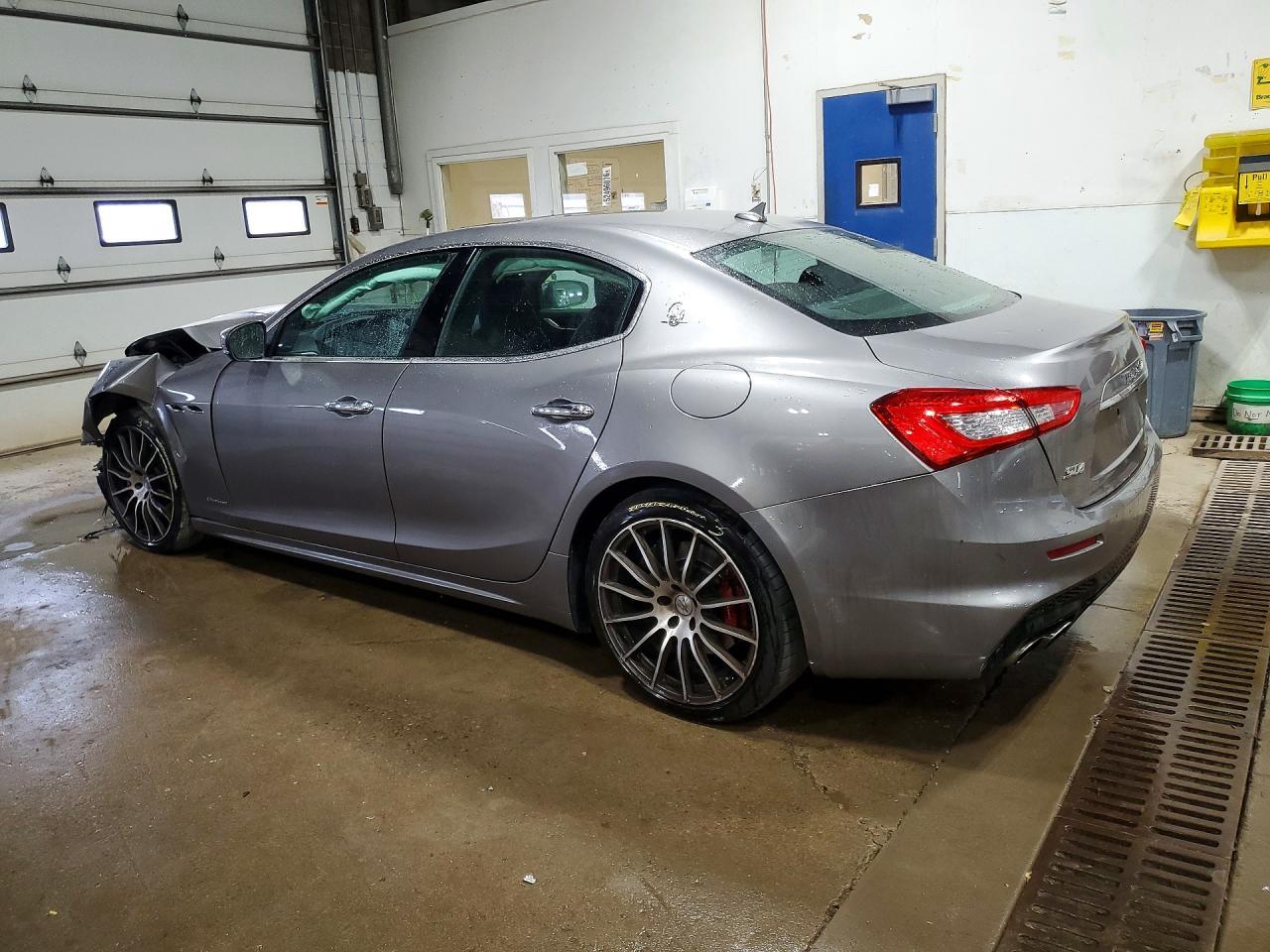 2018 Maserati Ghibli S - Фото 2