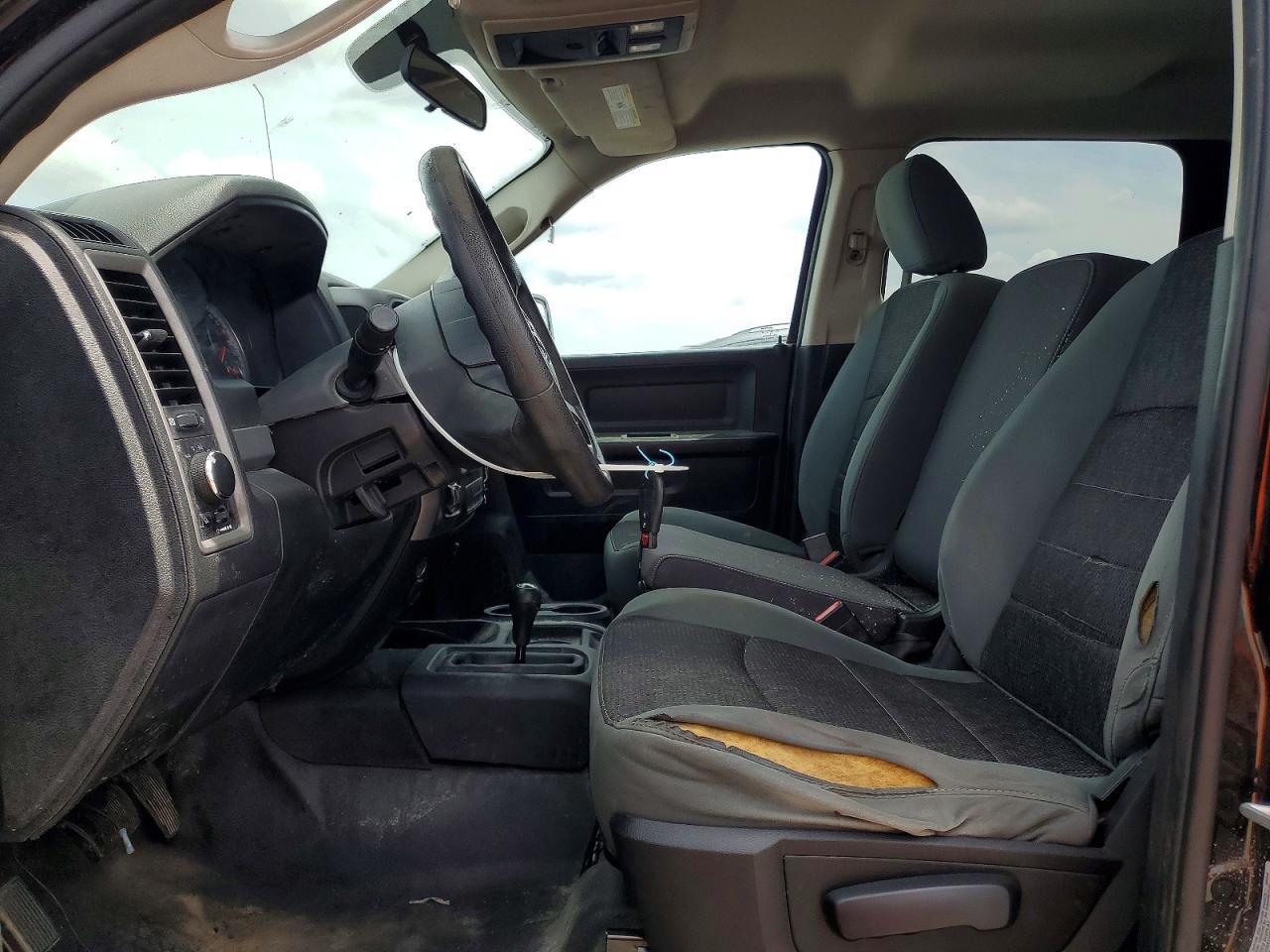 2016 Ram 2500 St - Image 7