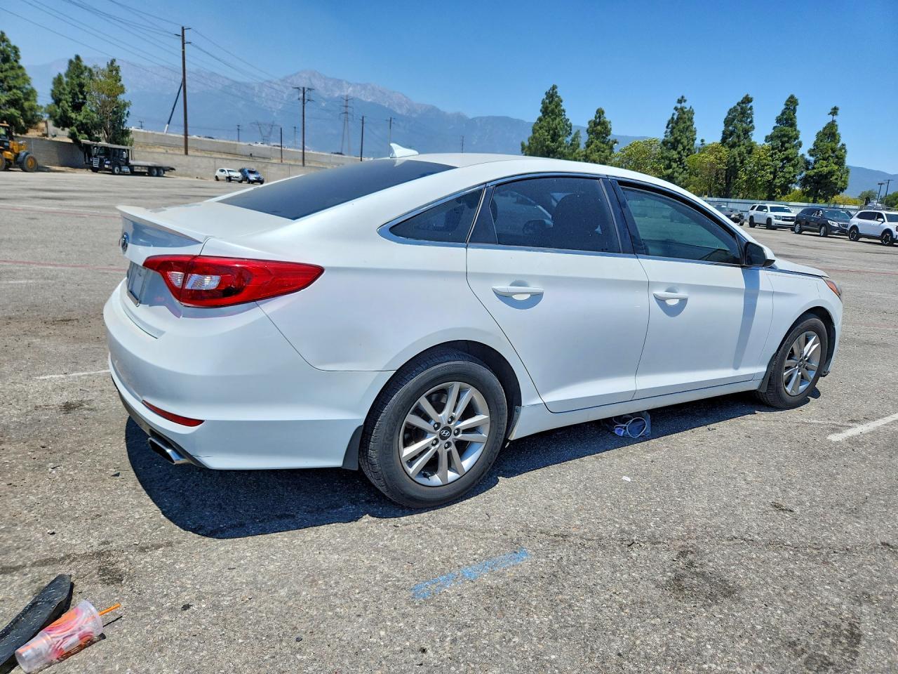 2016 Hyundai Sonata Se - Фото 3