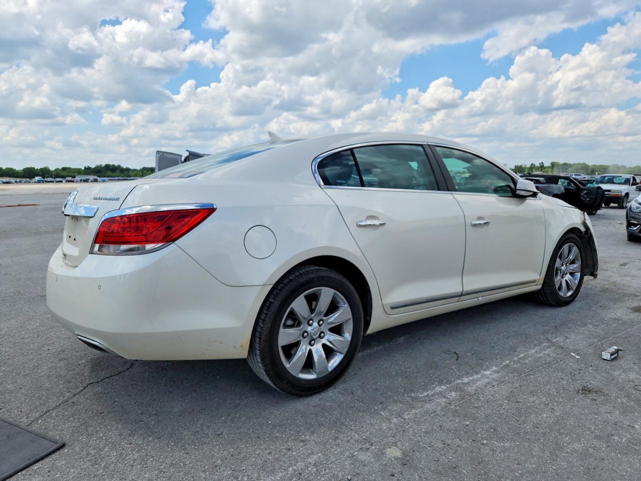 2013 Buick Lacrosse - Фото 3