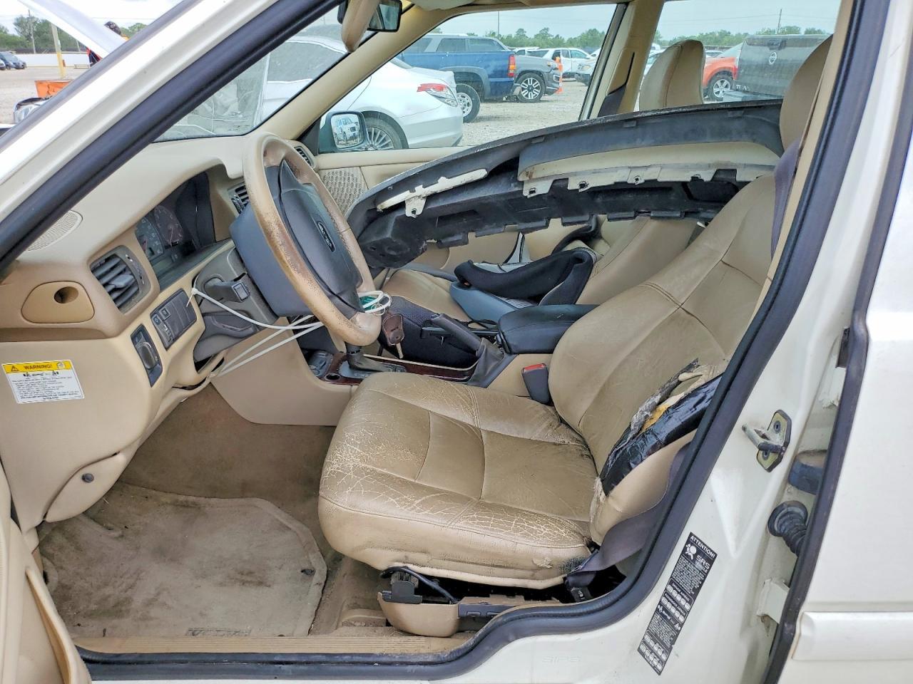 2000 Volvo S70 Base - Фото 7