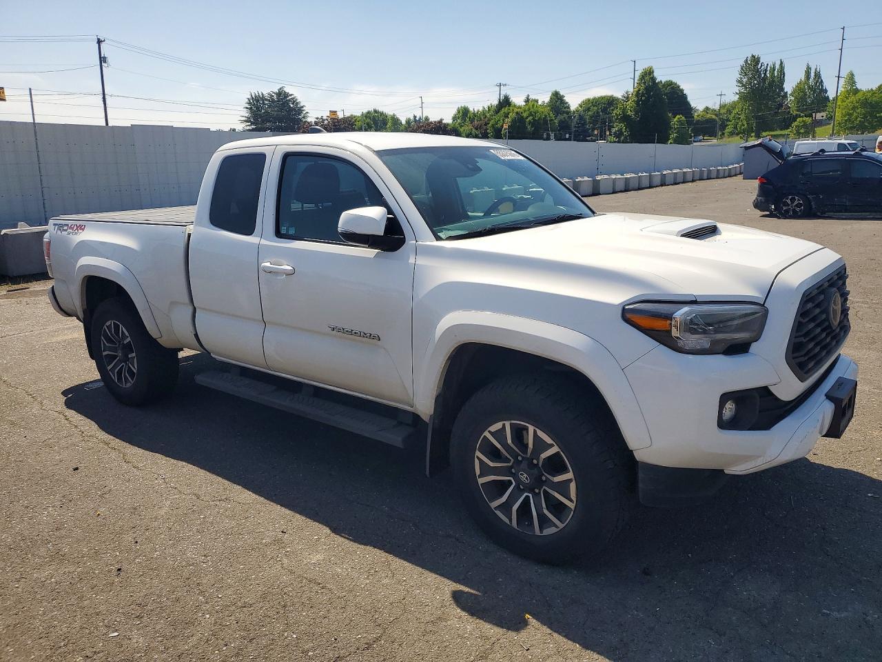 2021 Toyota Tacoma Trd Sport - Image 4