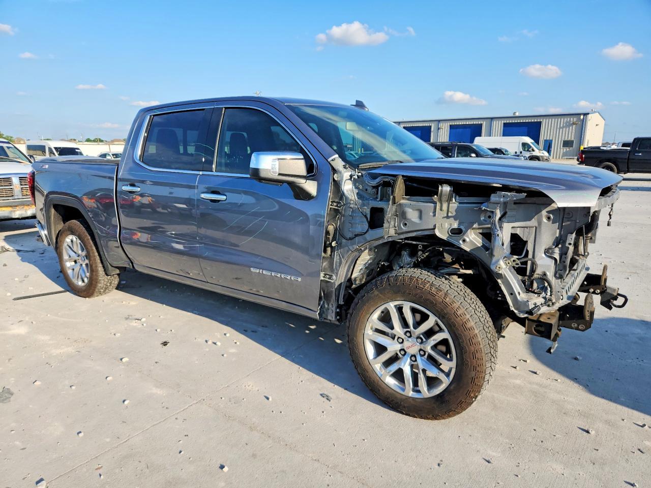 2022 GMC Sierra Limited K1500 Slt - Image 4