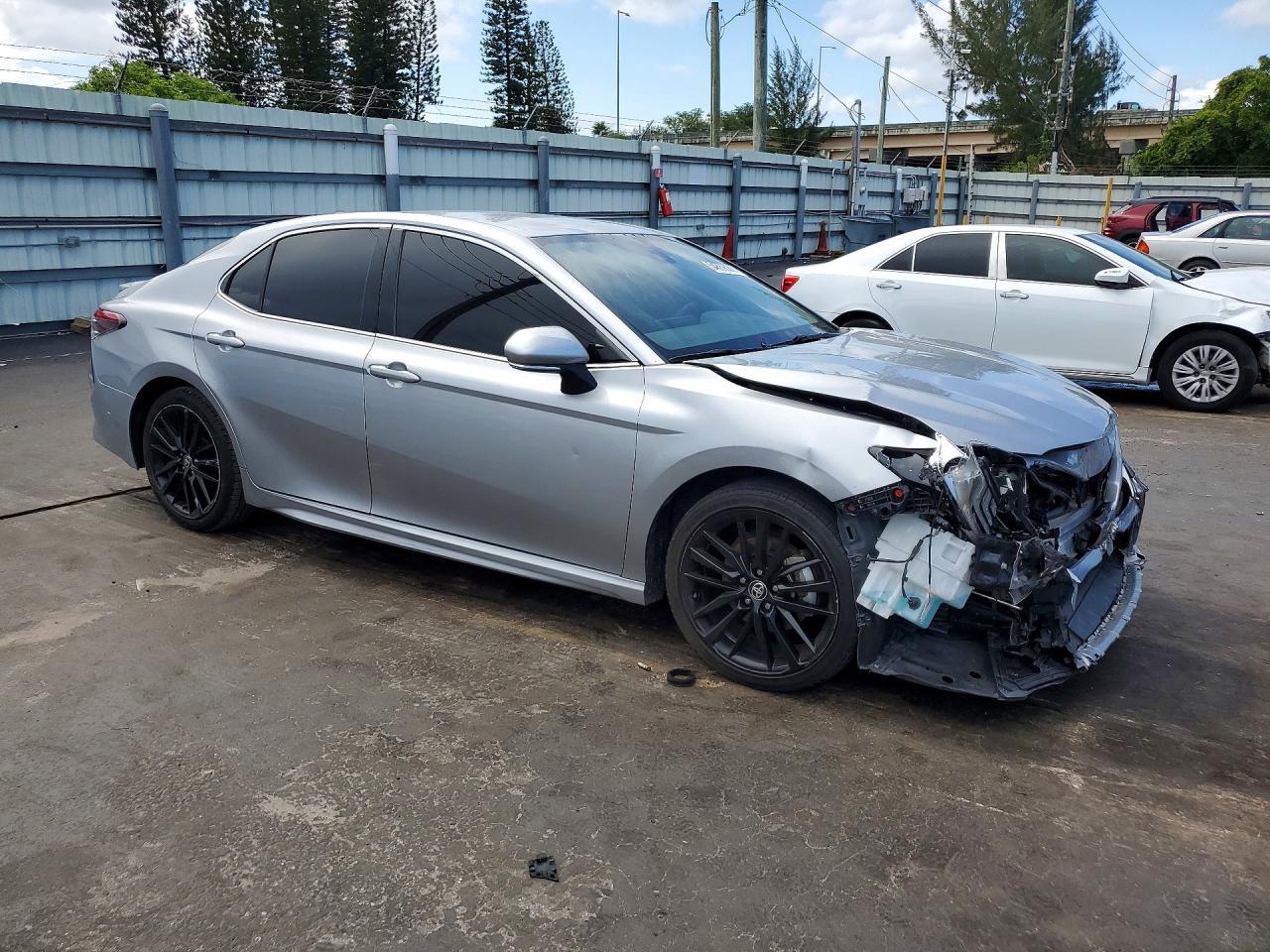 2023 Toyota Camry Xse - Image 4