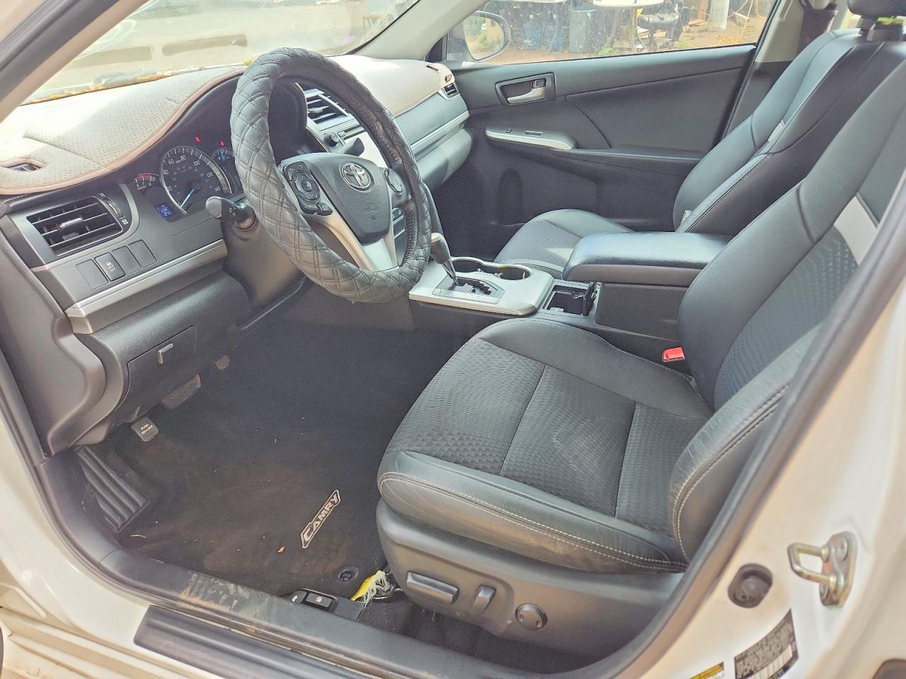 2014 Toyota Camry L - Фото 7