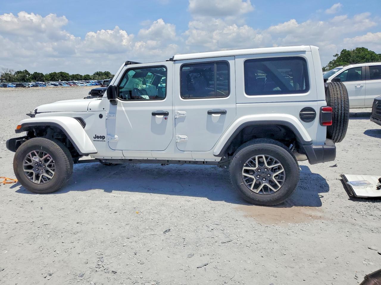 2026 Jeep Wrangler Sahara - Image 2