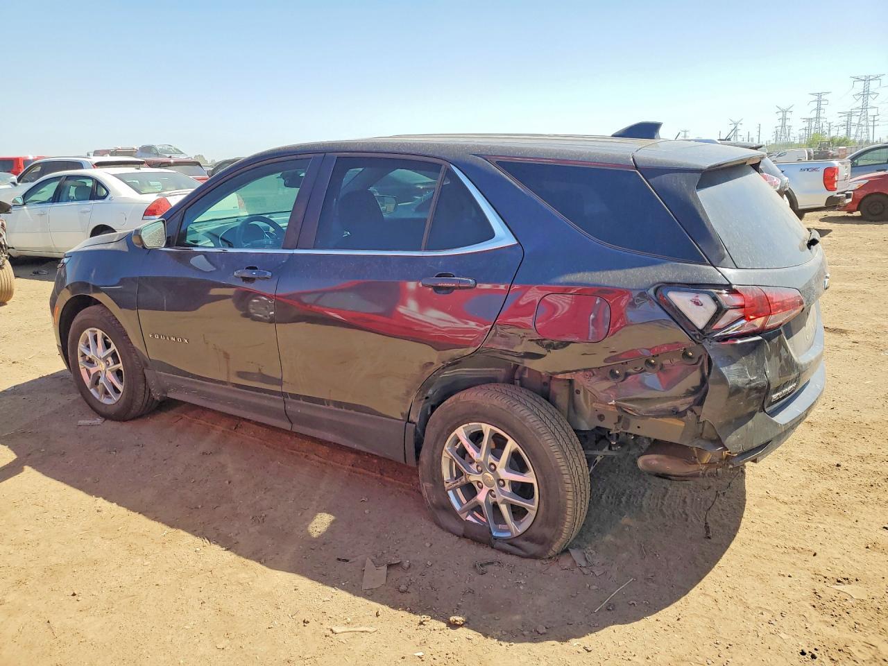 2022 Chevrolet Equinox Lt - Image 2
