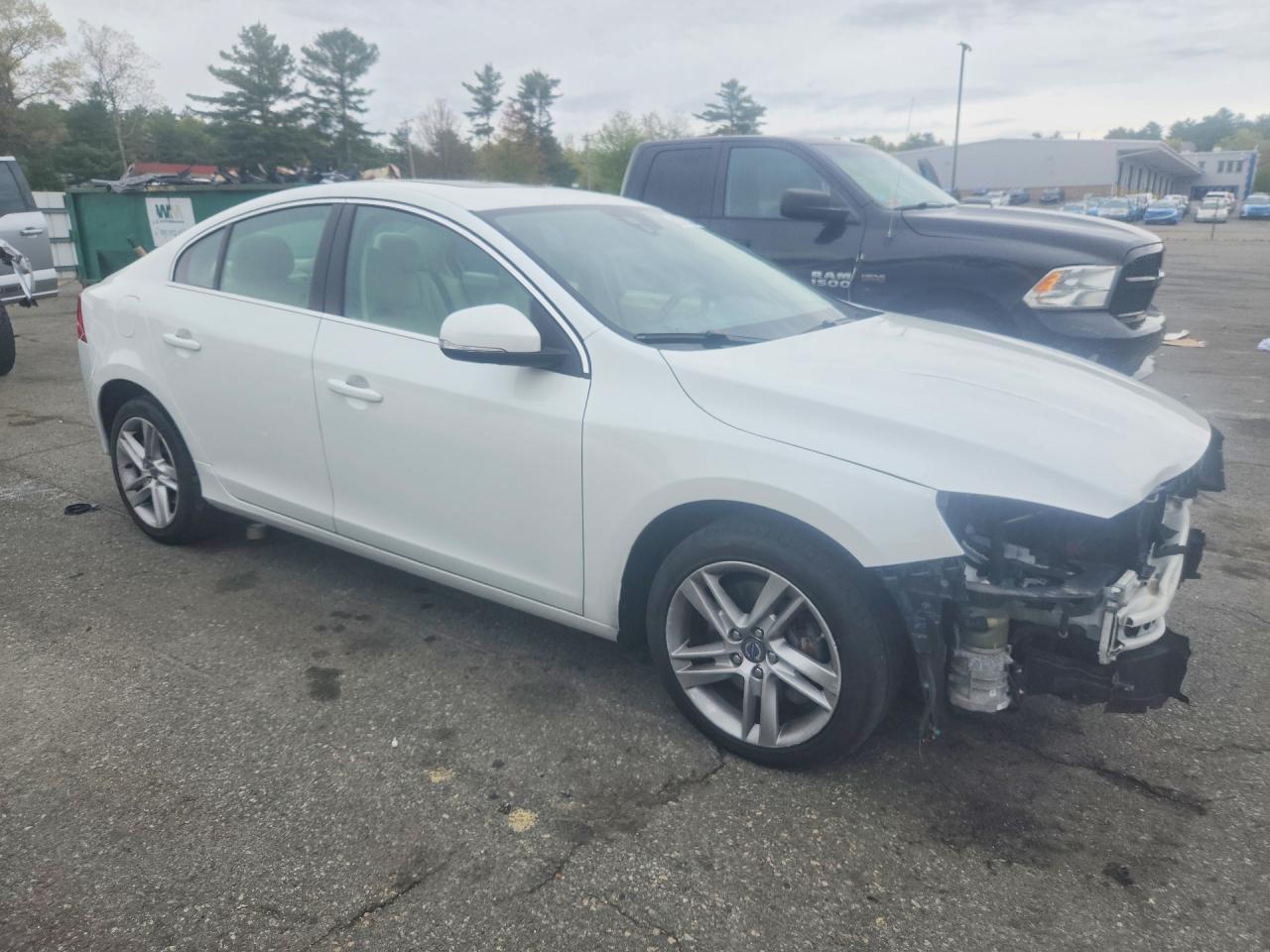 2015 Volvo S60 Premier - Фото 4