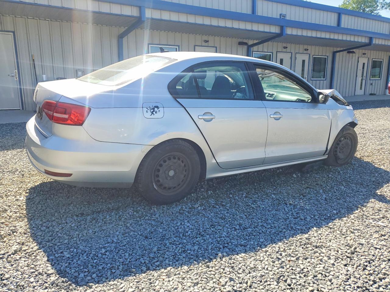 2015 Volkswagen Jetta Base - Фото 3