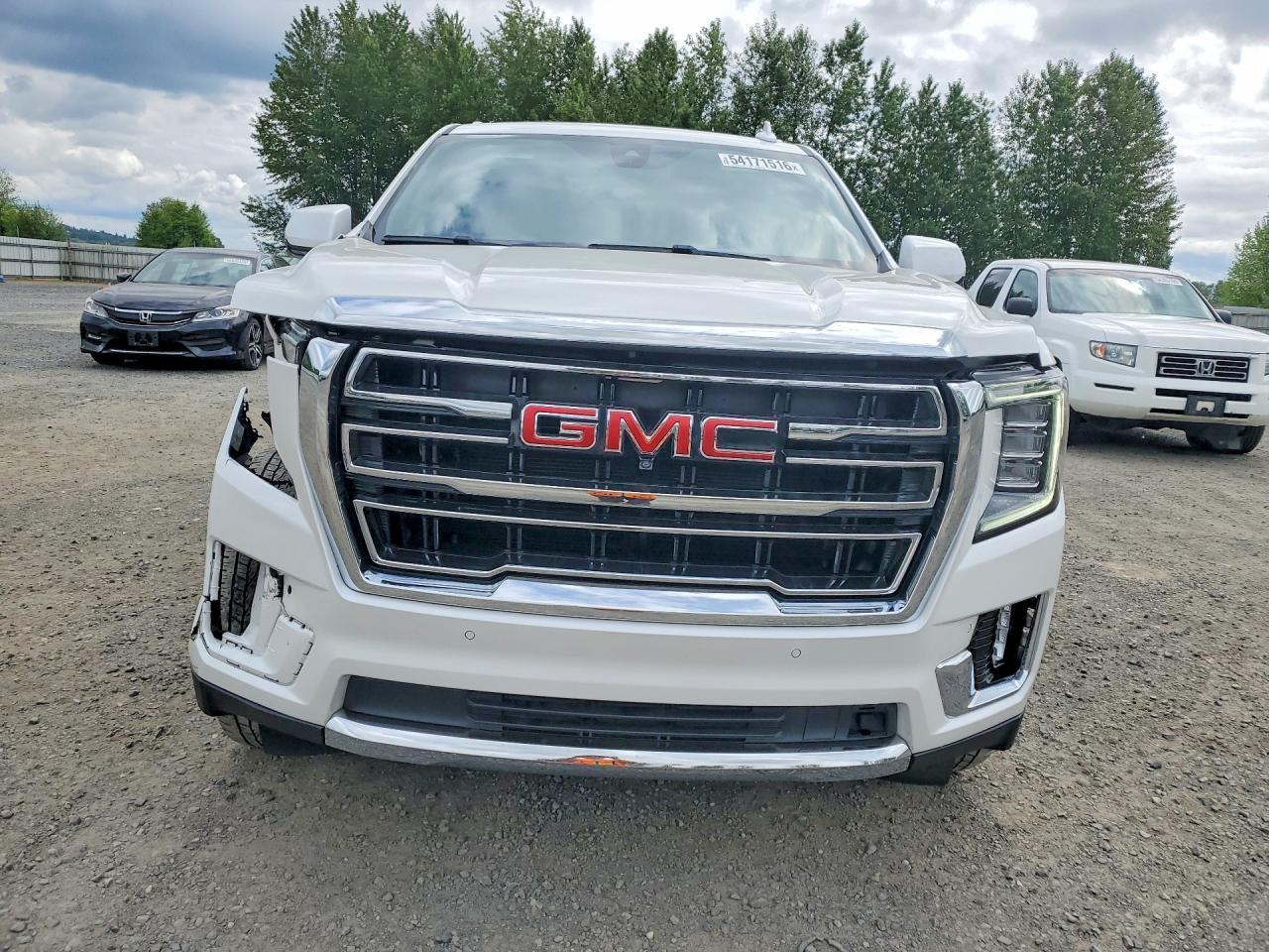 2022 GMC Yukon Xl - Фото 5