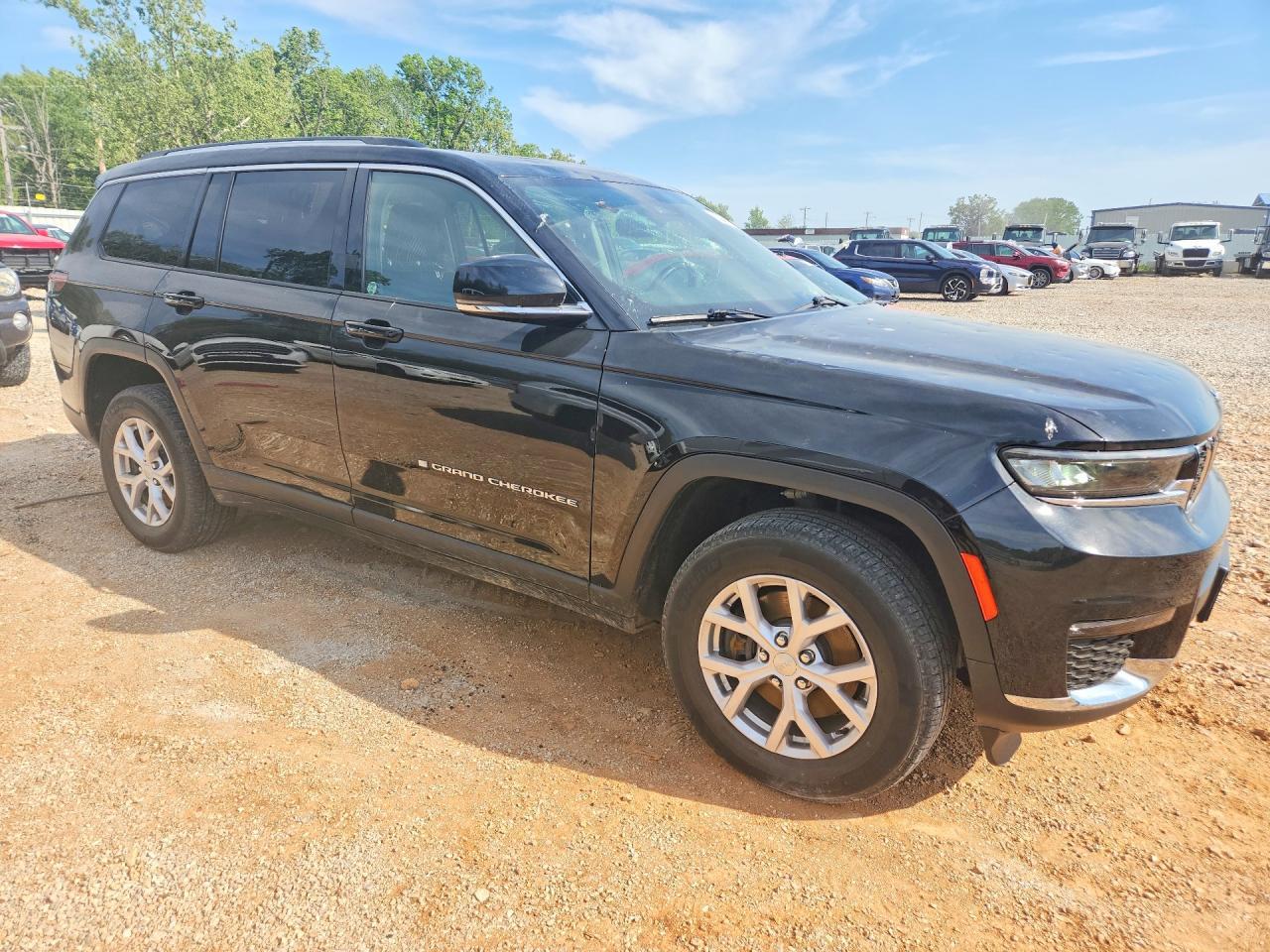 2022 Jeep Grand Cherokee L Limited - Image 4