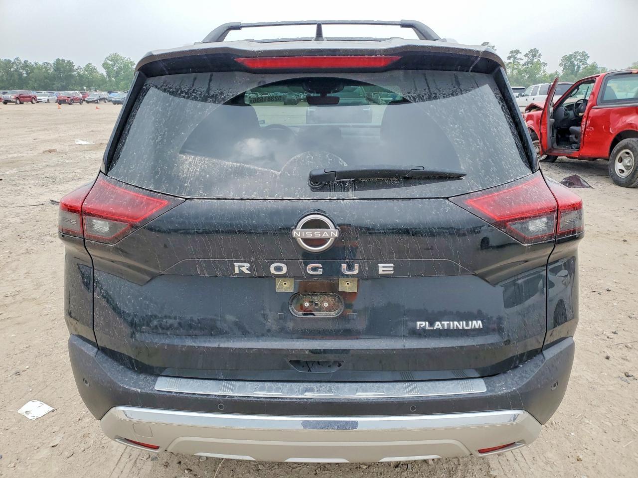 2022 Nissan Rogue Platinum - Фото 6