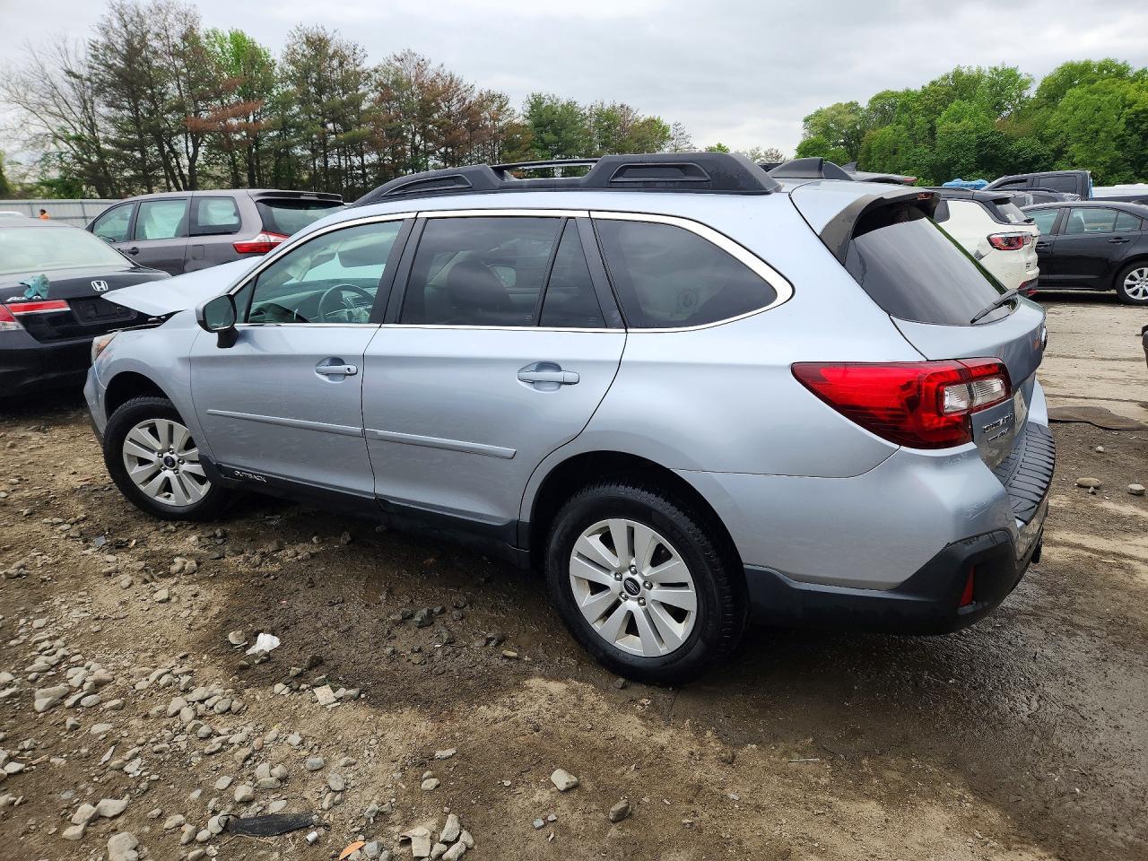 2018 Subaru Outback 2.5I Premium - Фото 2