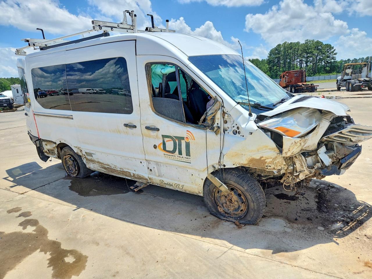 2015 Ford Transit T-150 - Image 4