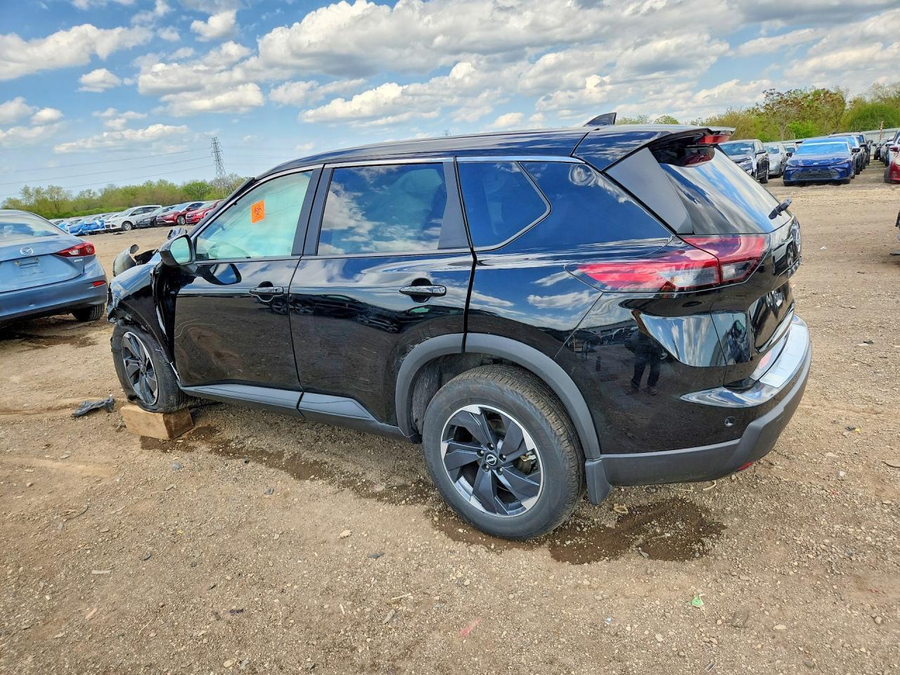 2026 Nissan Rogue Sv - Фото 2