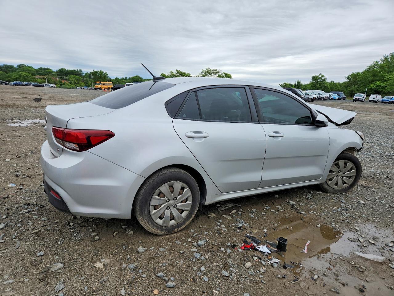 2018 Kia Rio S - Фото 3