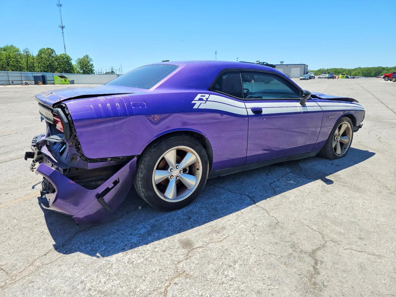 2013 Dodge Challenger R/T - Image 3