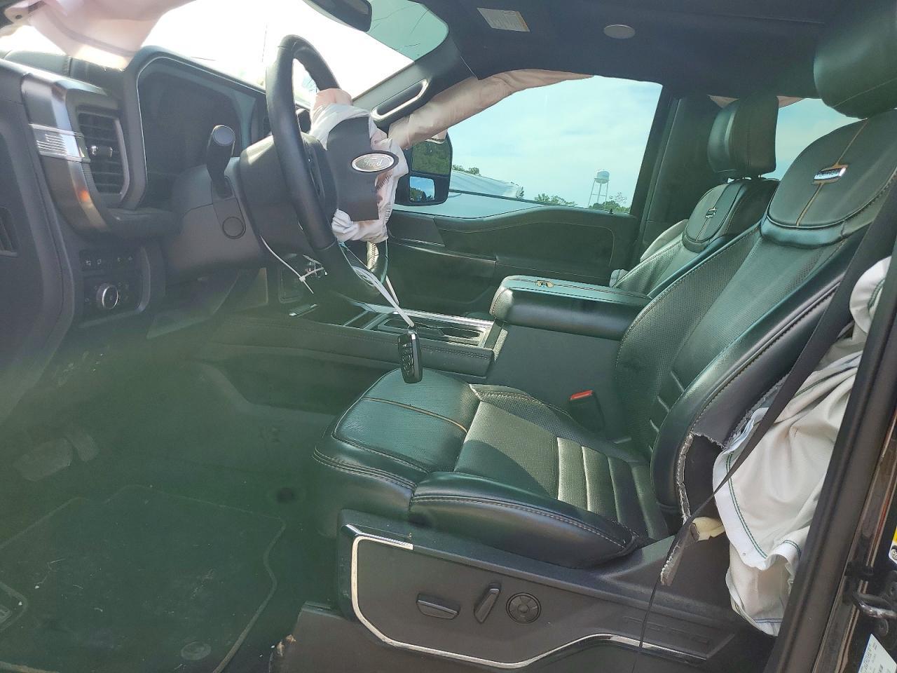 2024 Ford F250 Super Duty - Фото 7