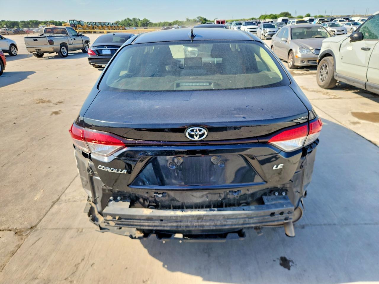2020 Toyota Corolla Le - Image 6