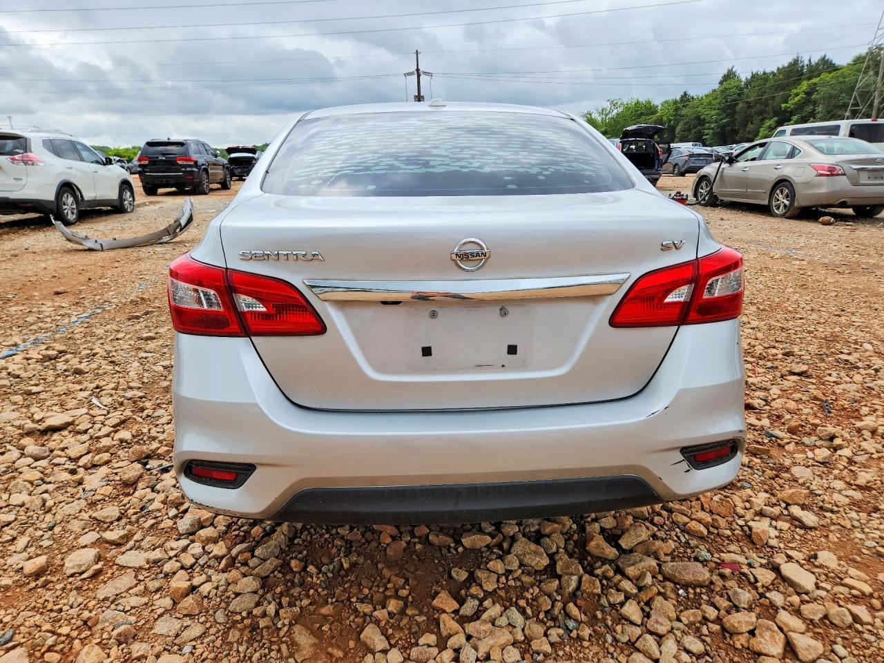 2018 Nissan Sentra Sv - Фото 6