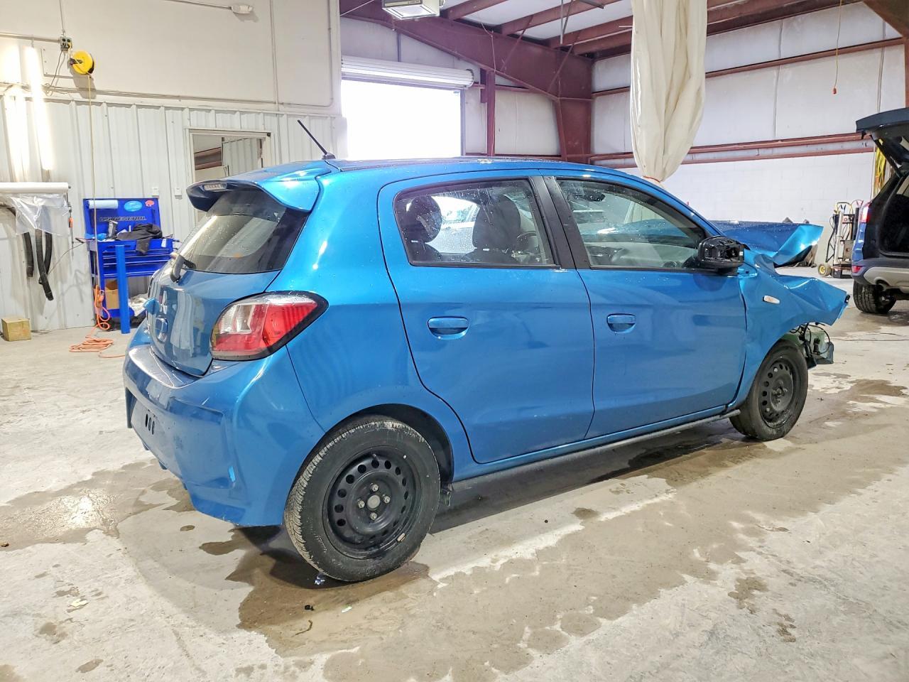 2022 Mitsubishi Mirage Es - Image 3