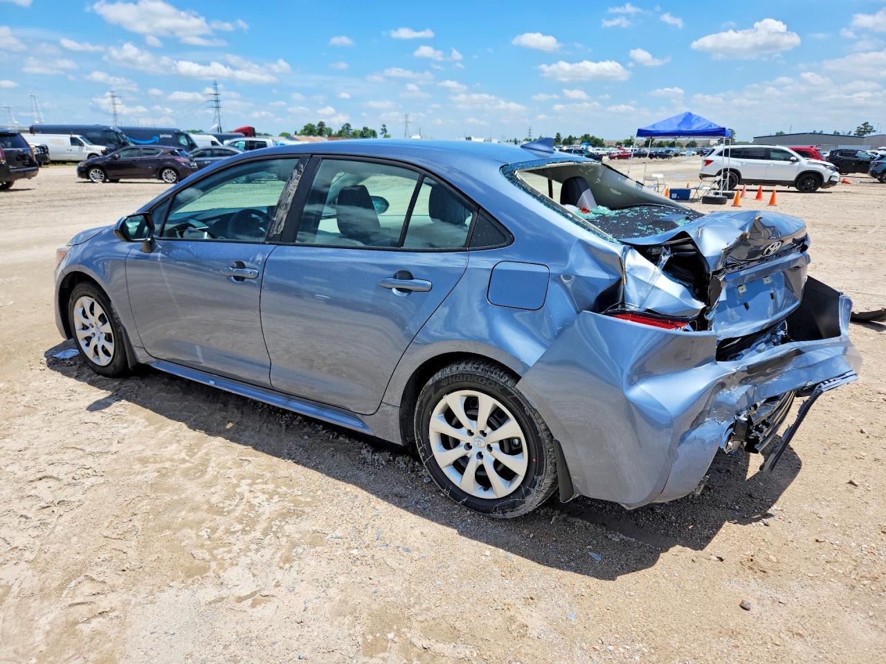 2026 Toyota Corolla Le - Фото 2