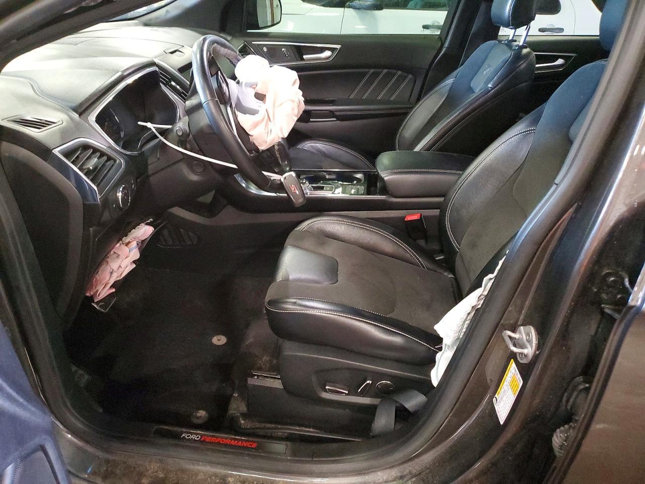 2019 Ford Edge St - Image 7