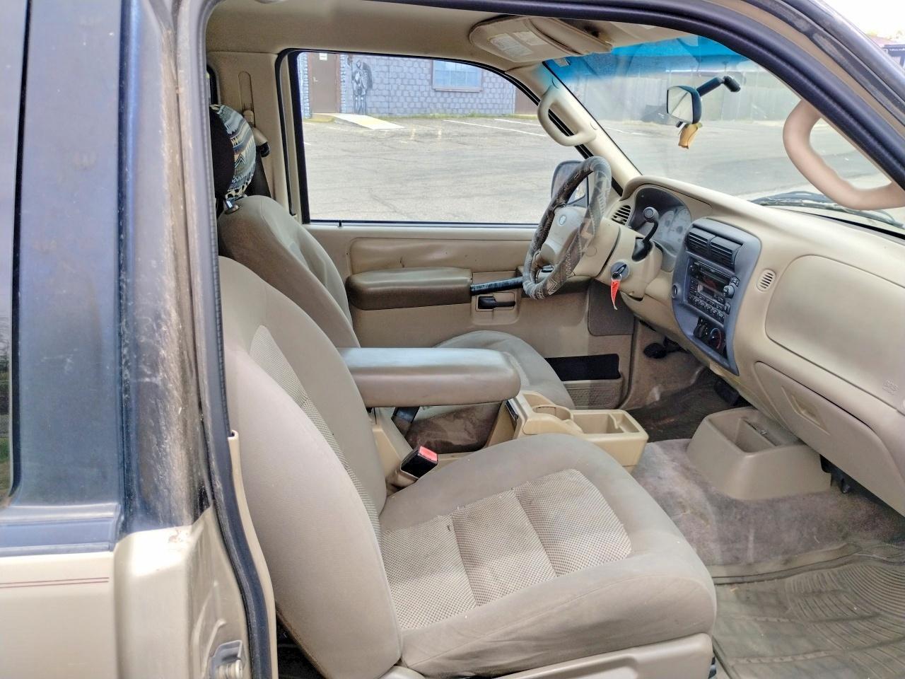 2003 Ford Explorer Sport - Image 5