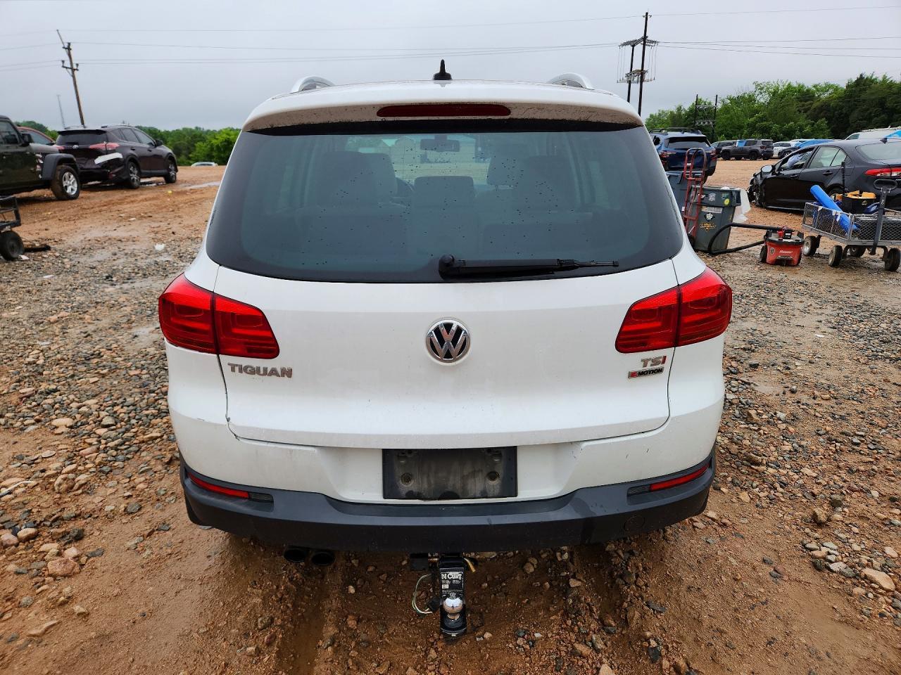 2017 Volkswagen Tiguan Wolfsburg - Фото 6