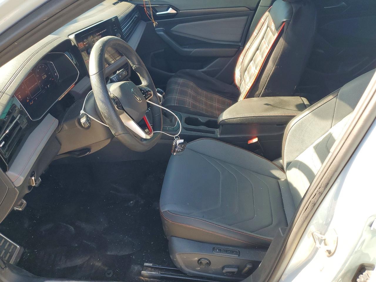 2025 Volkswagen Jetta Gli Autobahn - Фото 7