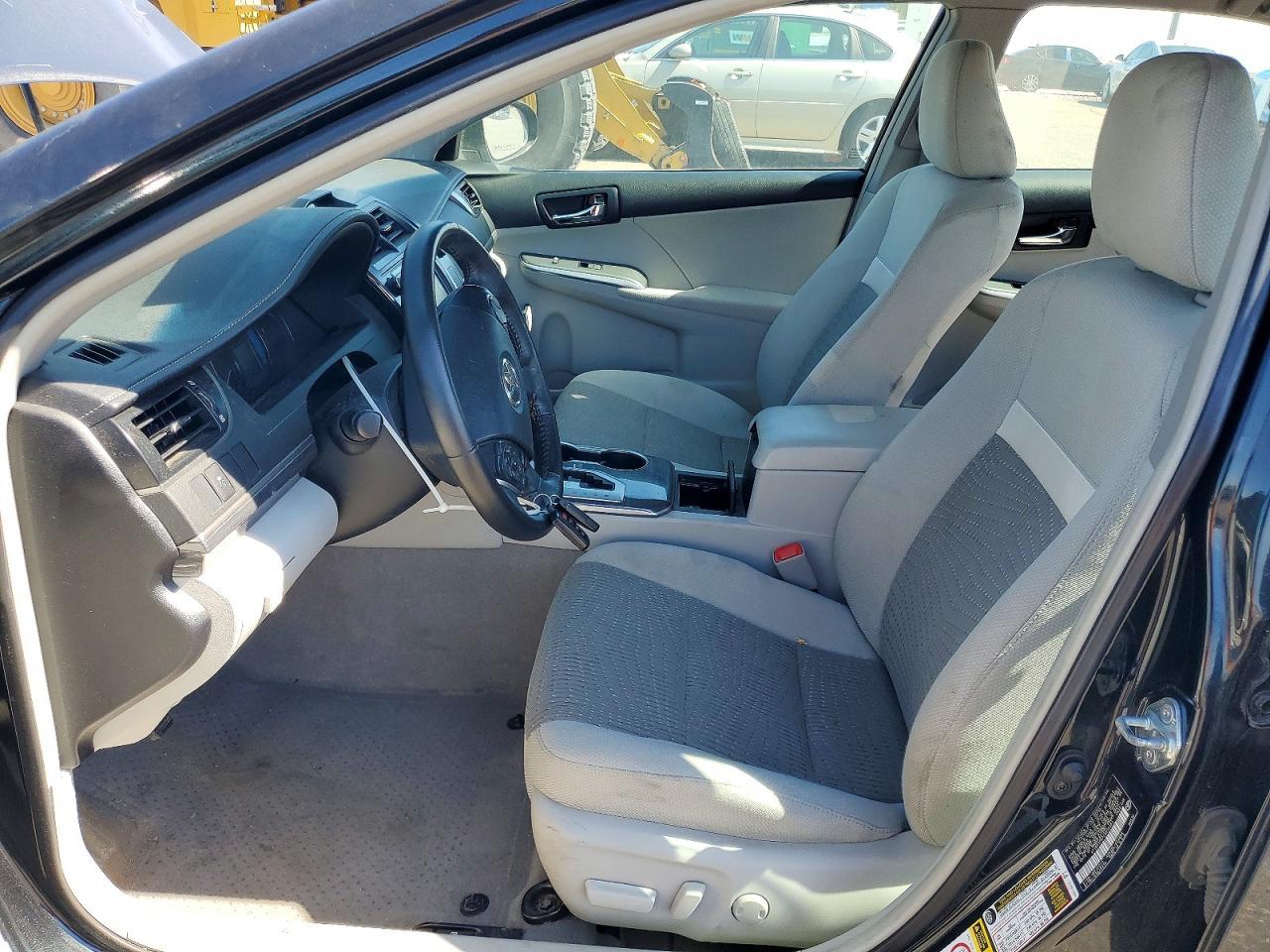 2012 Toyota Camry Hybrid Xle - Image 7