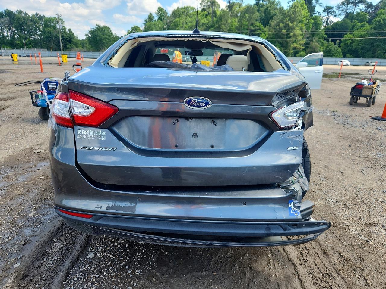2016 Ford Fusion Se - Фото 6