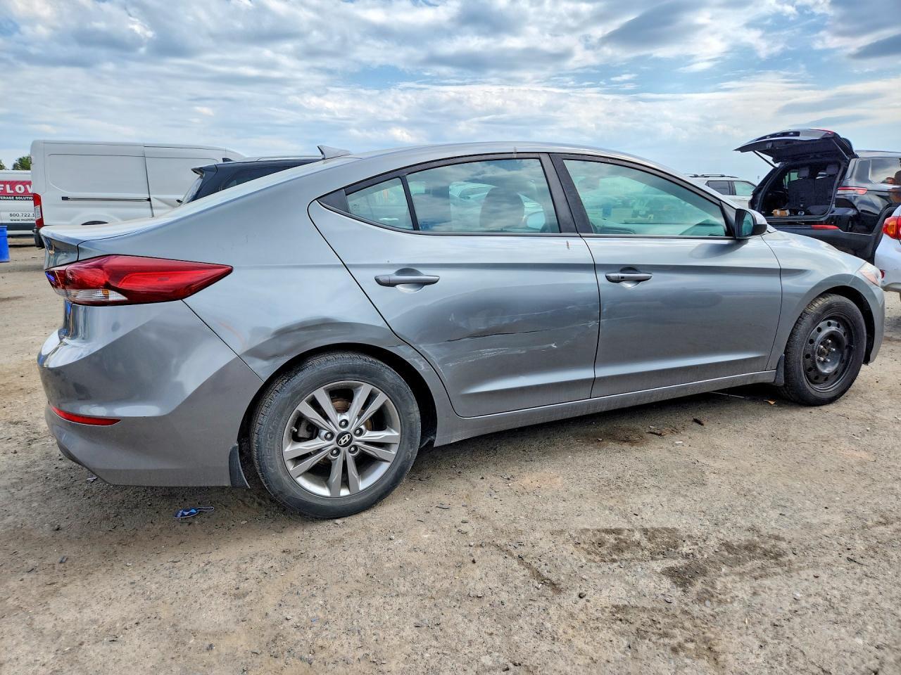 2018 Hyundai Elantra Value Edition - Image 3